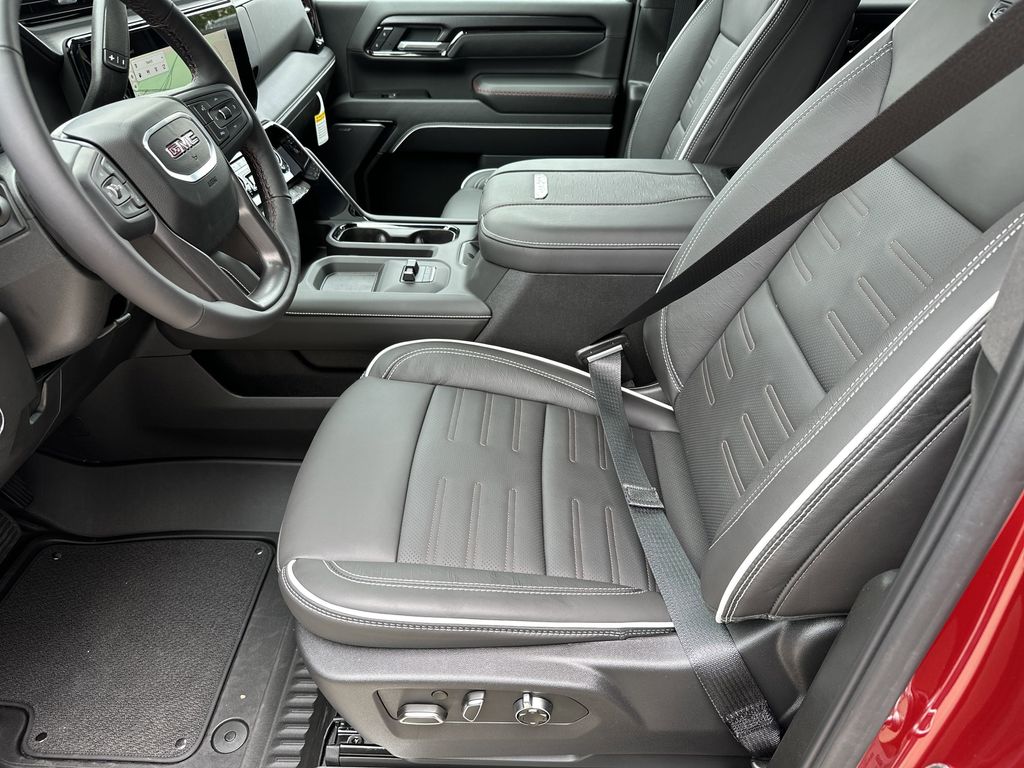 new 2025 GMC Sierra 2500HD car, priced at $93,136
