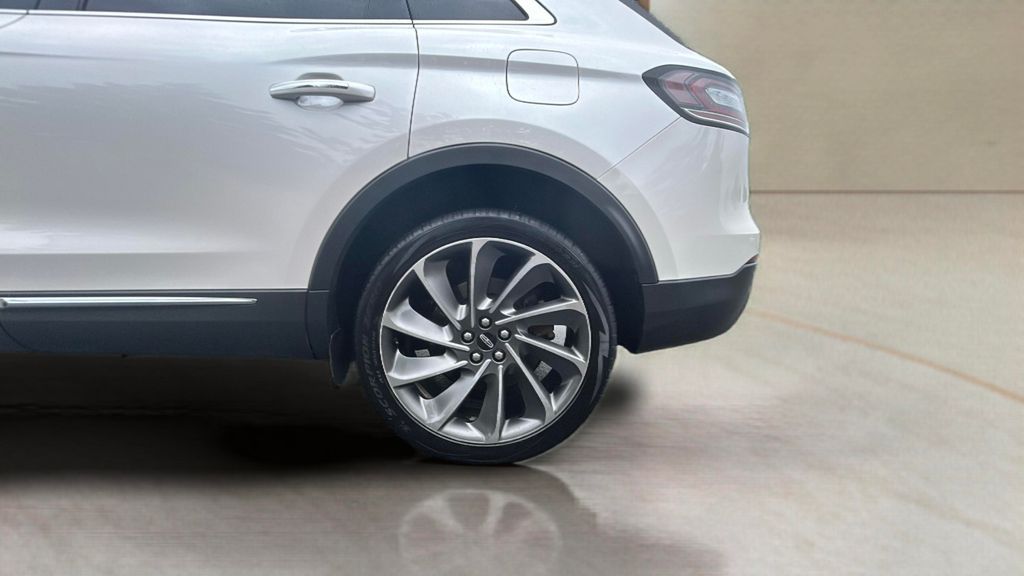 used 2019 Lincoln Nautilus car, priced at $23,000