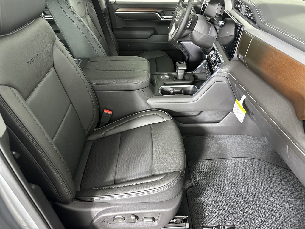 new 2025 GMC Sierra 1500 car, priced at $69,494