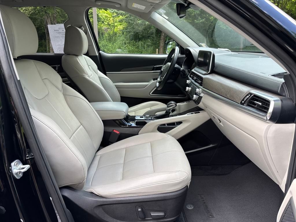 used 2022 Kia Telluride car, priced at $32,450