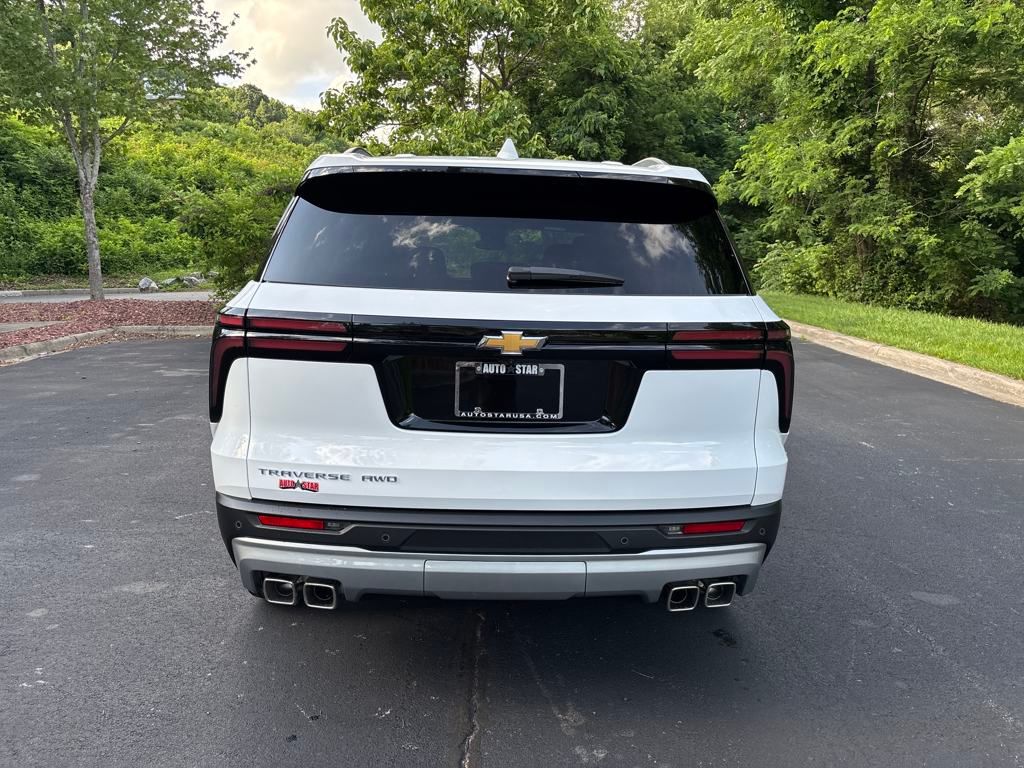 new 2025 Chevrolet Traverse car, priced at $44,695