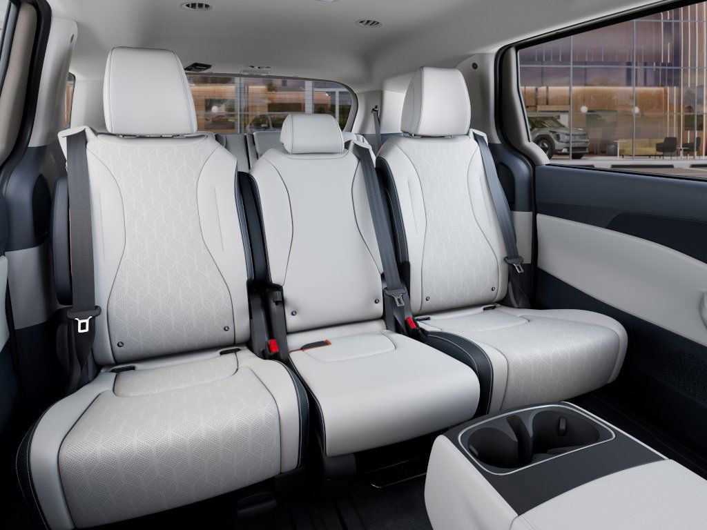 new 2025 Kia Carnival Hybrid car, priced at $38,850