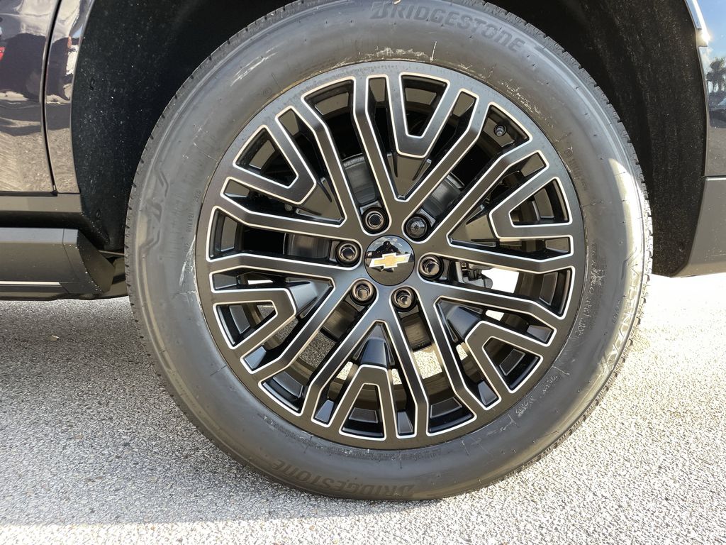 new 2025 Chevrolet Tahoe car, priced at $86,005