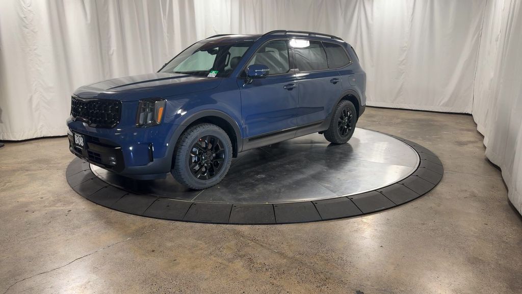 new 2025 Kia Telluride car, priced at $53,877