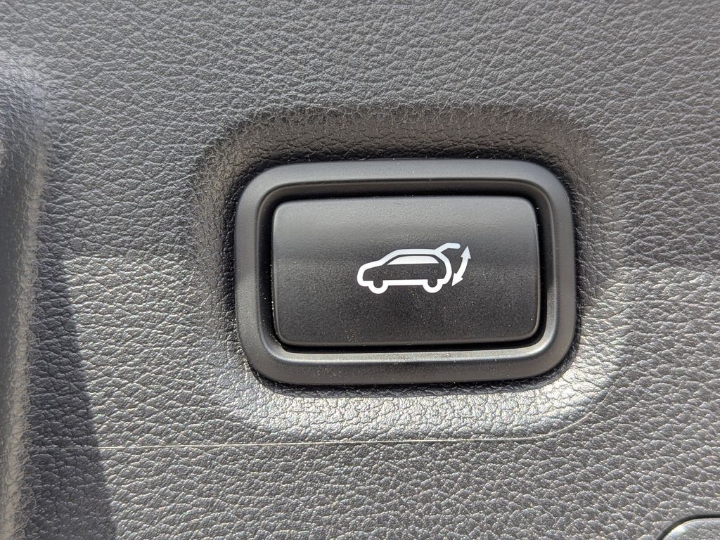 used 2022 Hyundai Santa Fe car, priced at $26,992