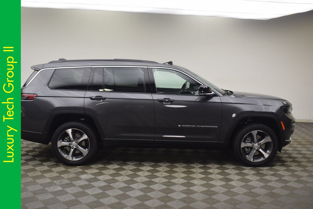 new 2025 Jeep Grand Cherokee L car, priced at $45,752