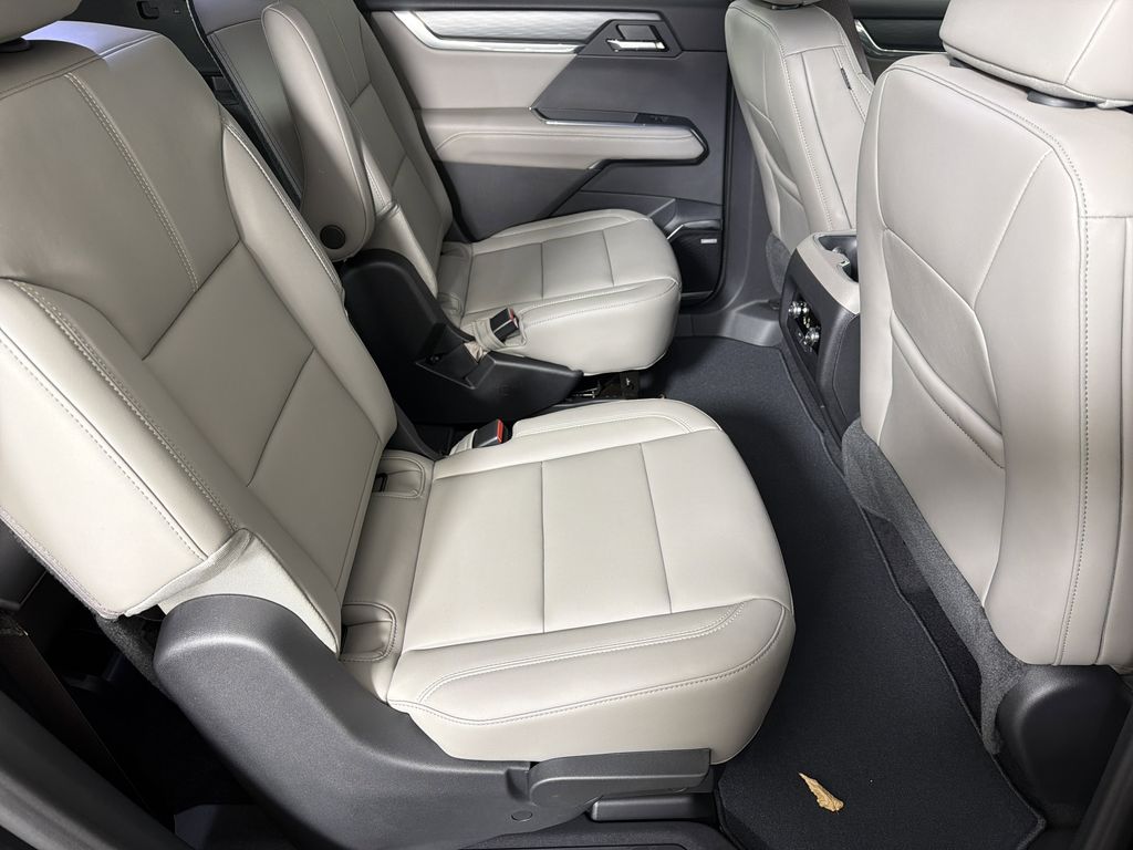 new 2026 GMC Acadia car, priced at $46,625