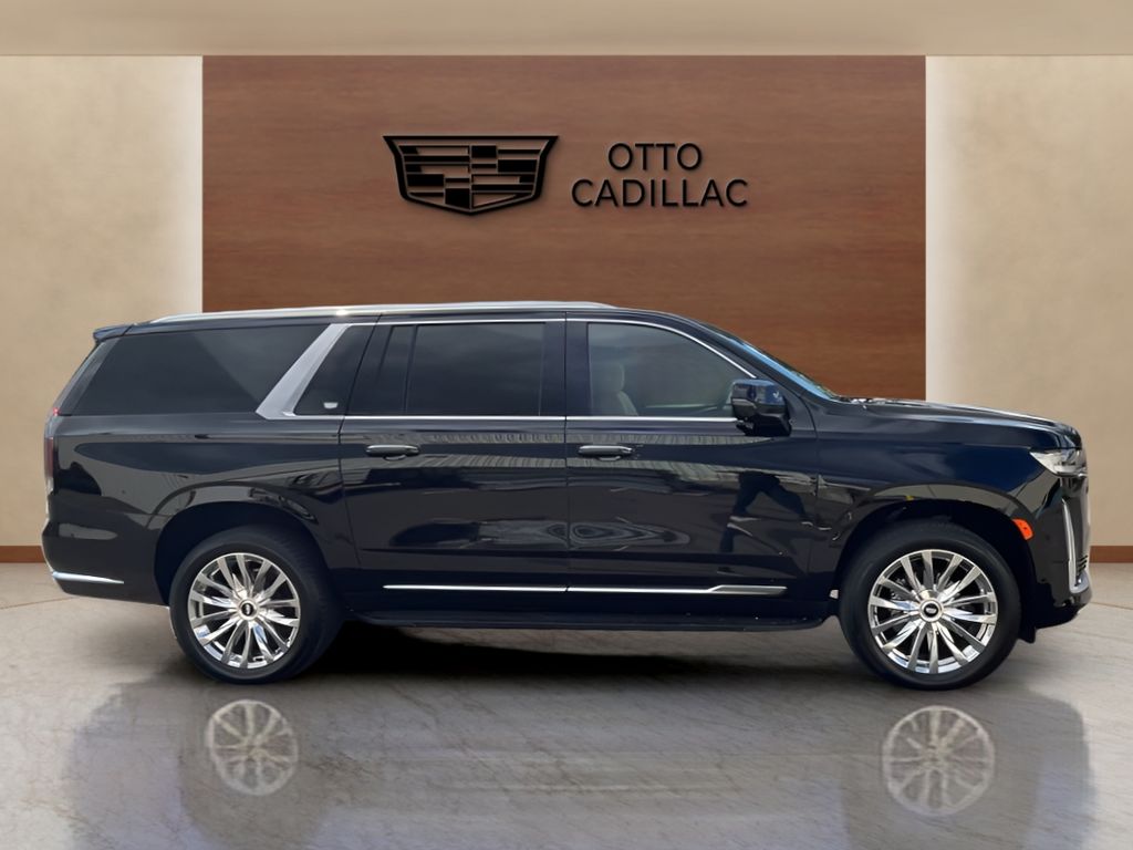 used 2023 Cadillac Escalade ESV car, priced at $69,800