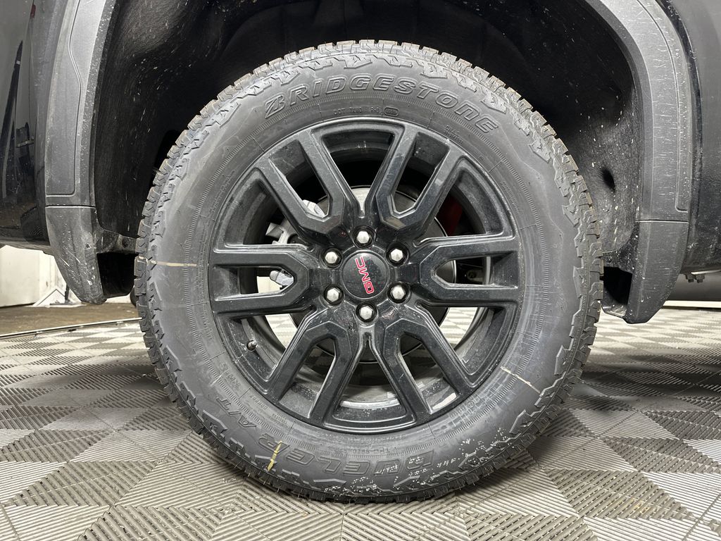 new 2025 GMC Sierra 1500 car, priced at $59,024