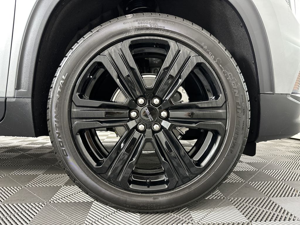 new 2025 GMC Acadia car, priced at $50,624