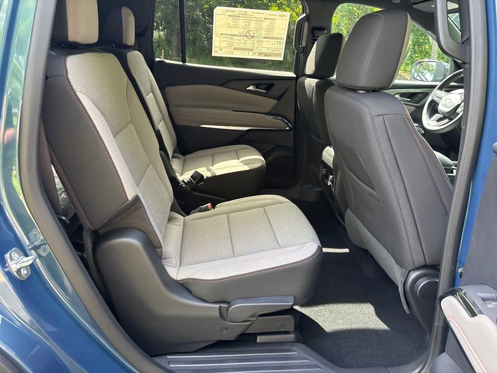 new 2025 Chevrolet Traverse car, priced at $44,695