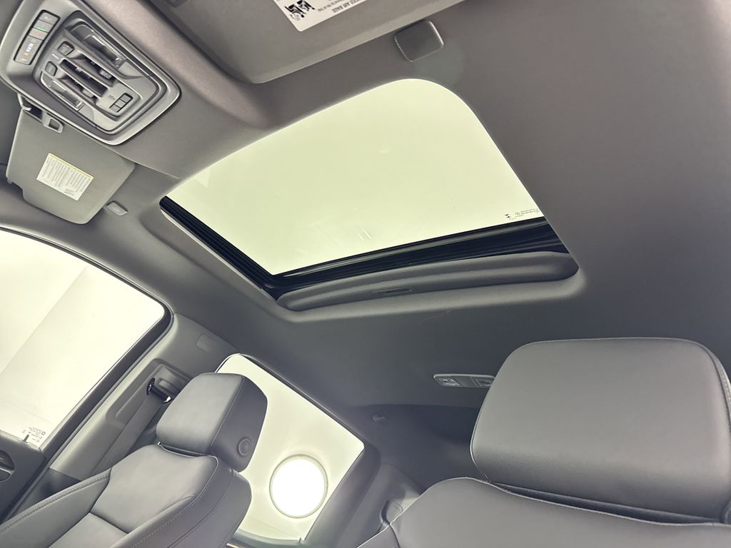 new 2025 GMC Sierra 1500 car, priced at $61,929
