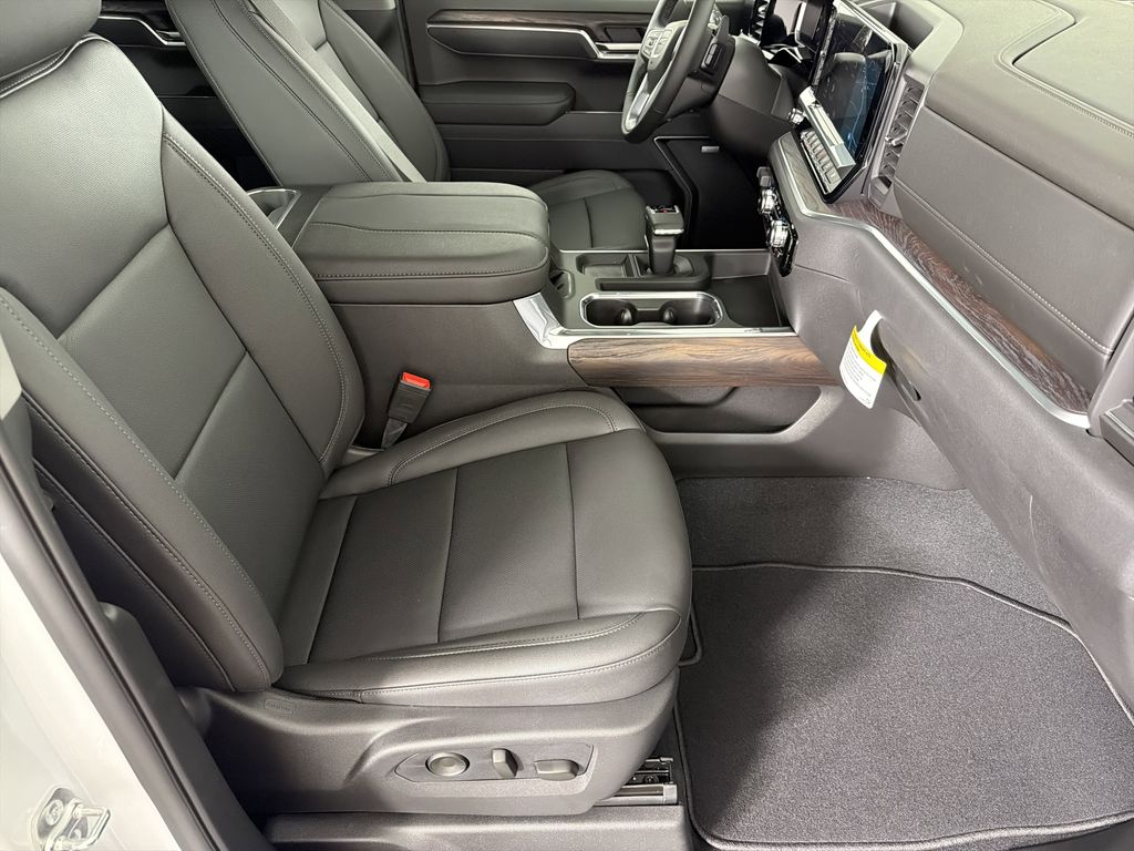 new 2026 GMC Sierra 1500 car, priced at $60,925