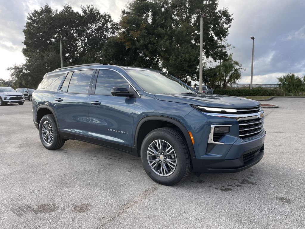 new 2026 Chevrolet Traverse car, priced at $37,495