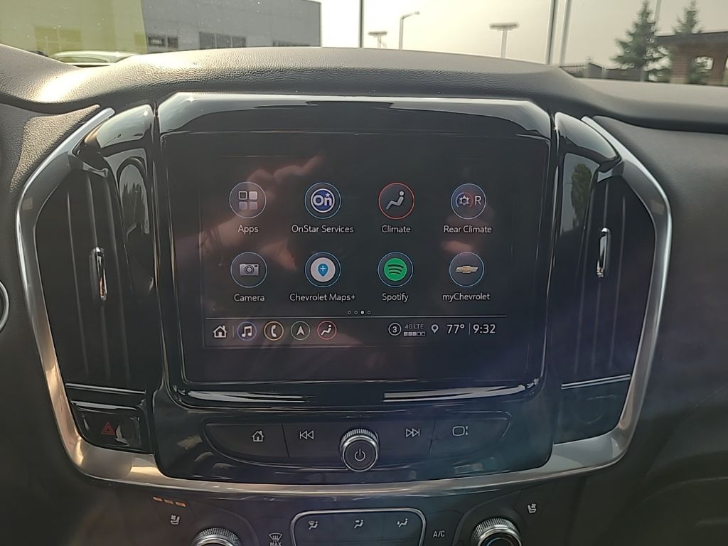 used 2022 Chevrolet Traverse car, priced at $37,563