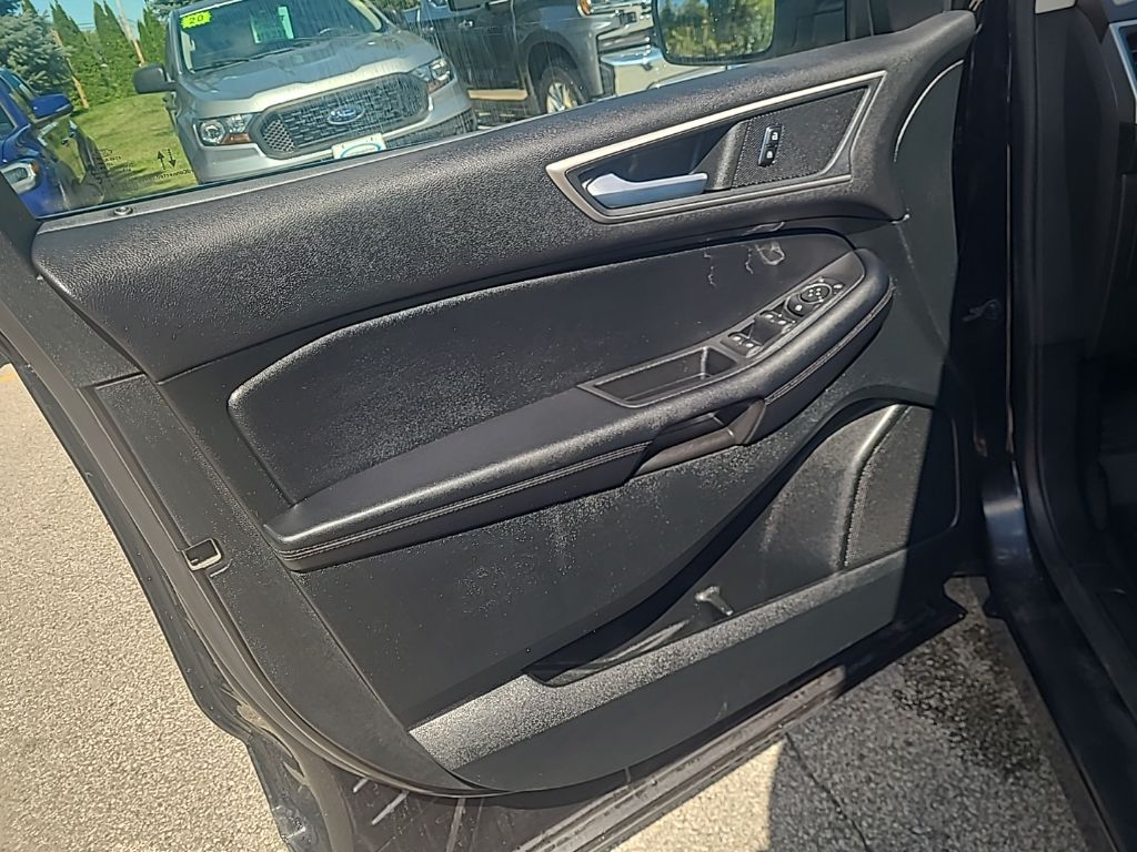 used 2022 Ford Edge car, priced at $28,511
