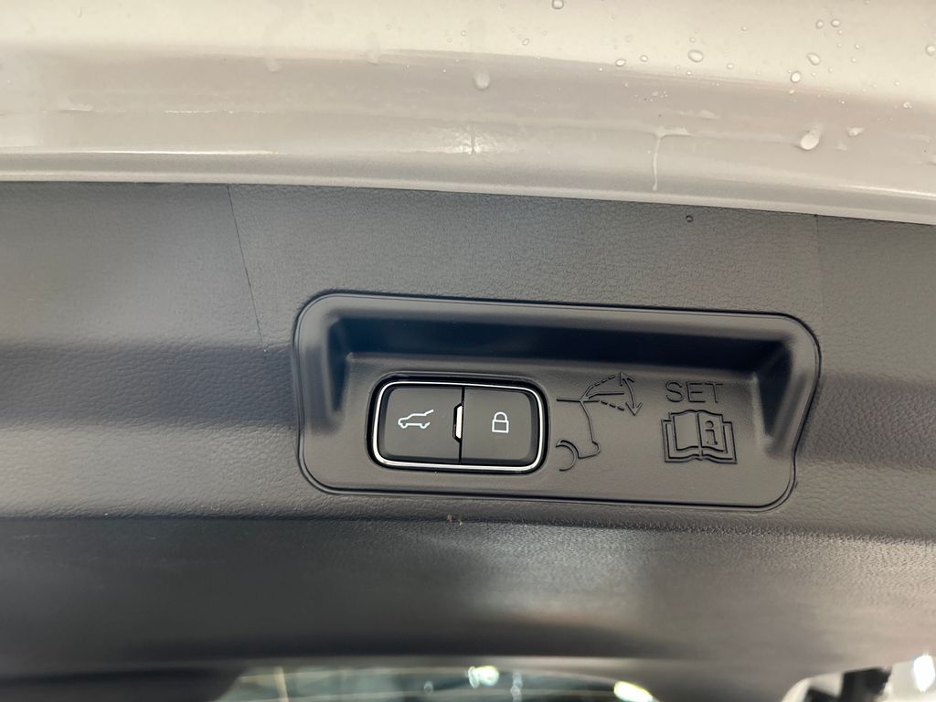 new 2025 Ford Explorer car, priced at $45,826