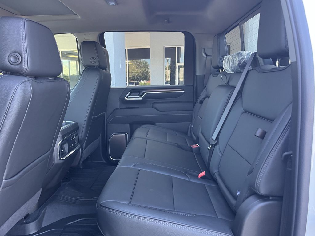 new 2025 GMC Sierra 2500HD car, priced at $78,336