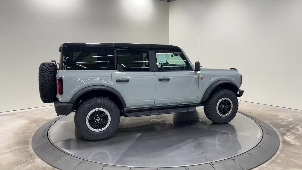 new 2024 Ford Bronco car, priced at $60,065