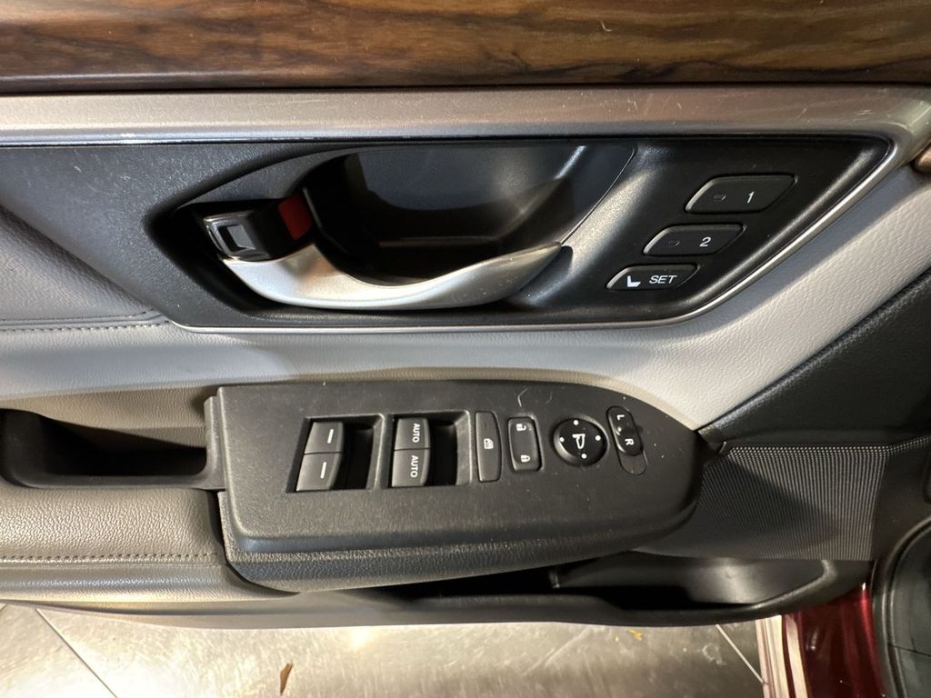 used 2017 Honda CR-V car, priced at $22,673