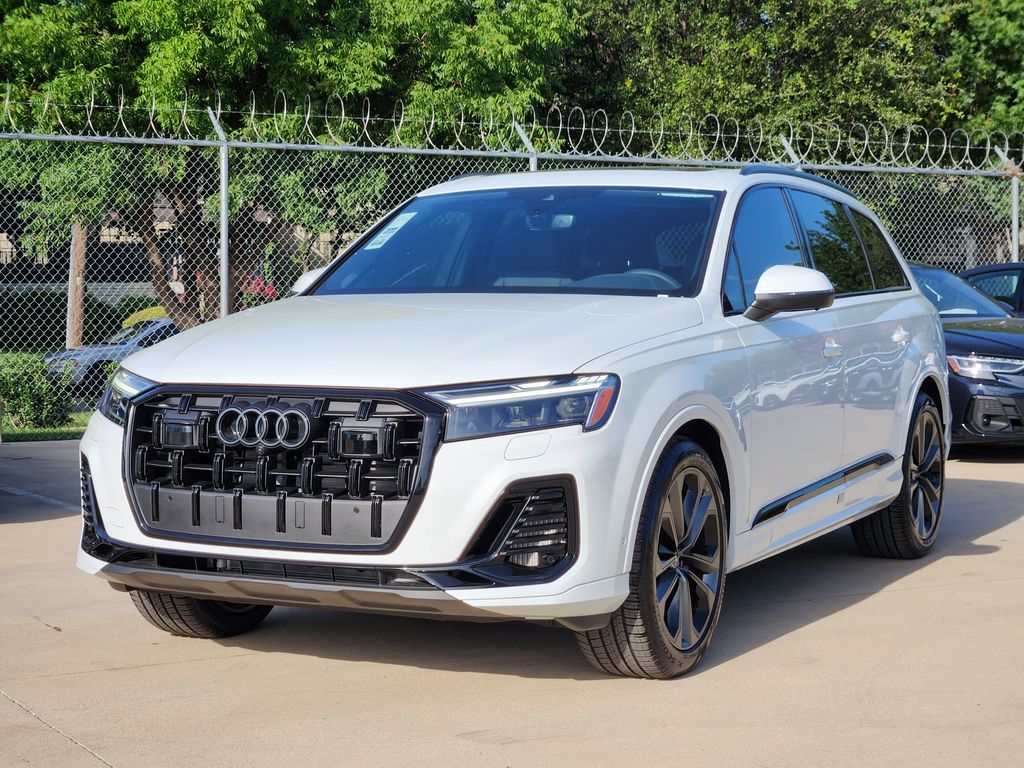 new 2025 Audi Q7 car, priced at $77,450