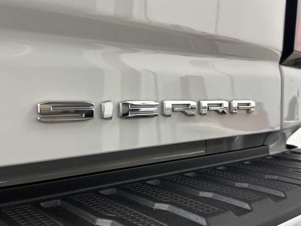 new 2025 GMC Sierra 2500HD car, priced at $86,069