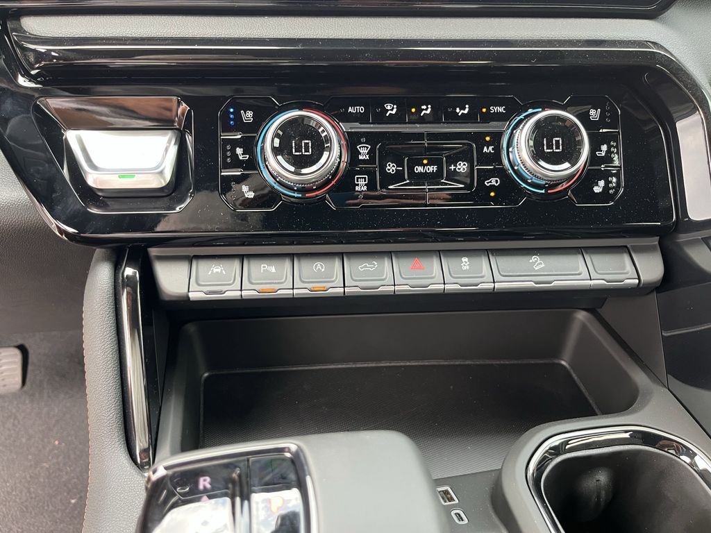 new 2025 GMC Sierra 1500 car, priced at $71,455