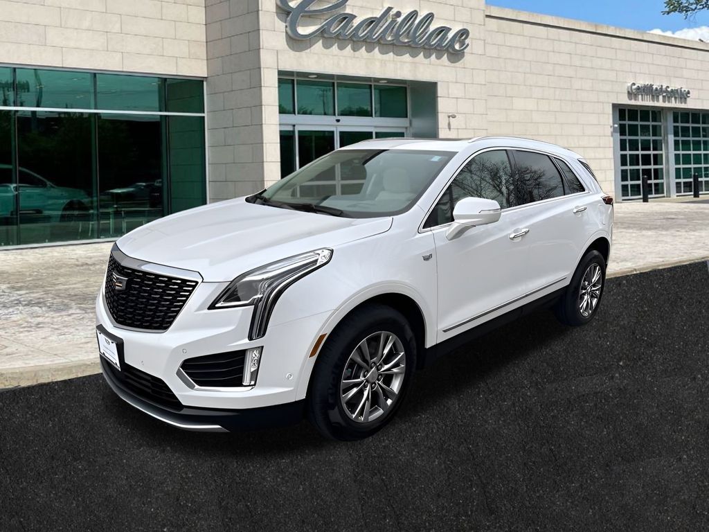 used 2023 Cadillac XT5 car, priced at $32,950