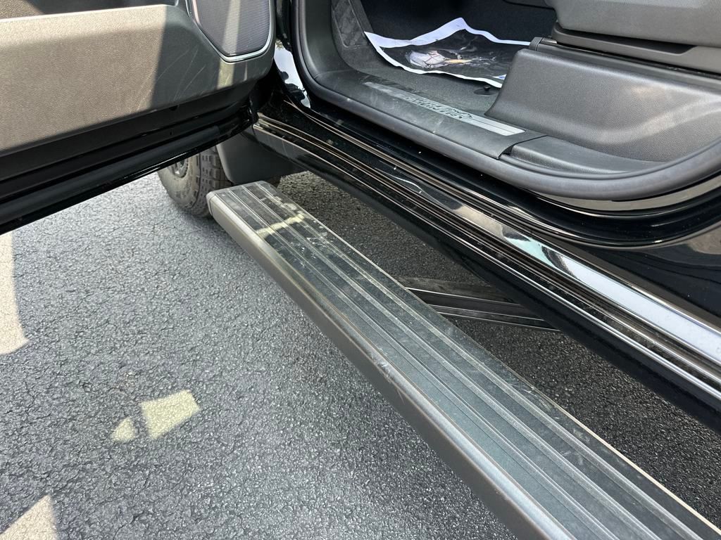new 2025 Chevrolet Silverado 1500 car, priced at $59,990
