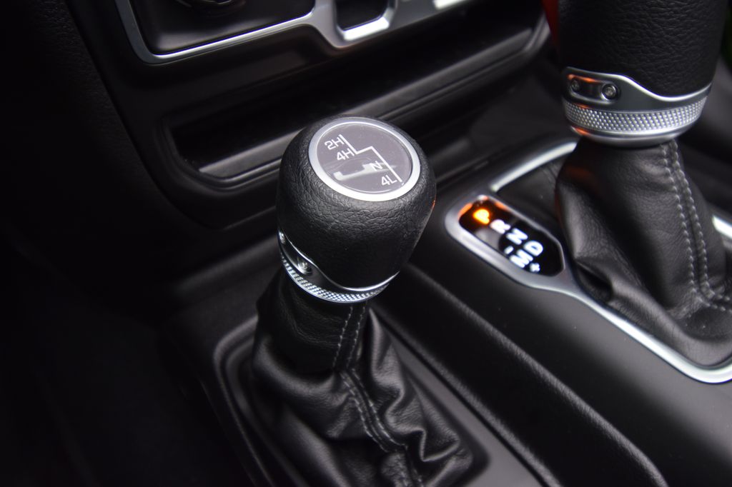 new 2025 Jeep Wrangler car, priced at $43,220
