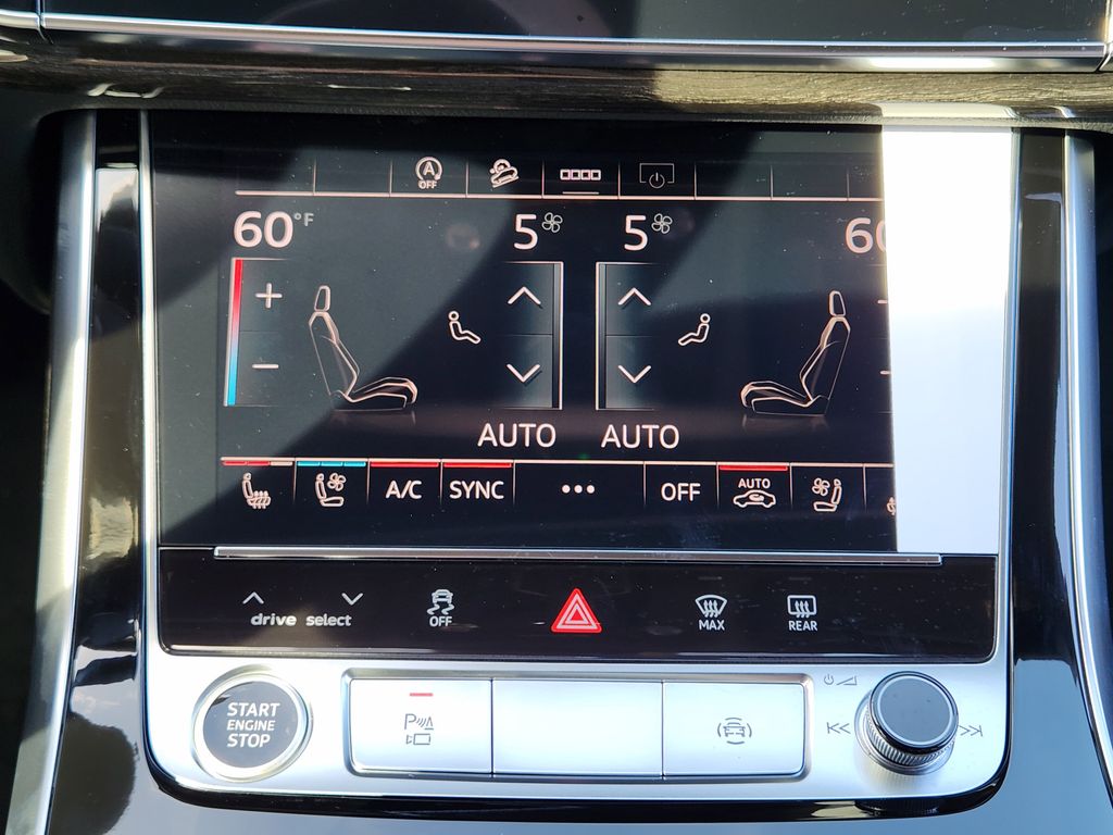 new 2025 Audi Q7 car, priced at $77,450