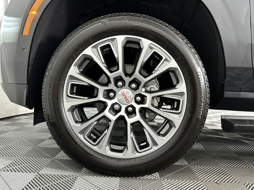 new 2025 GMC Yukon XL car, priced at $91,759