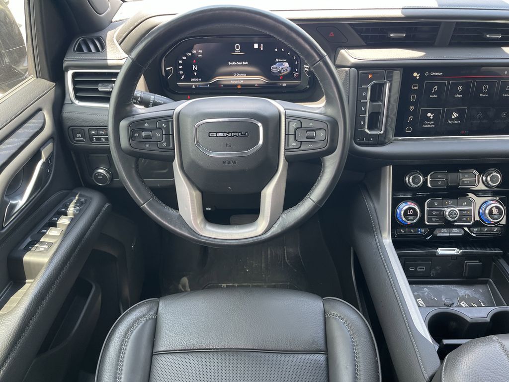 used 2022 GMC Yukon car, priced at $62,993