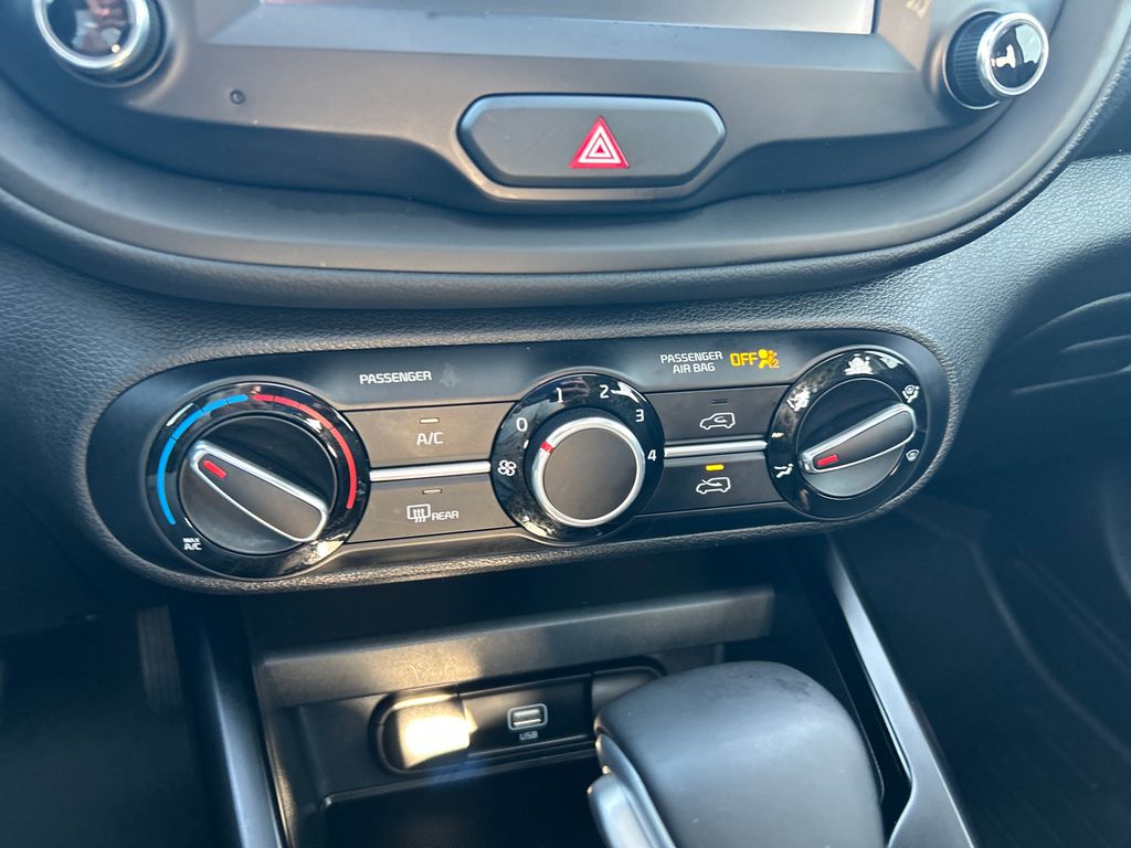 used 2021 Kia Soul car, priced at $17,142