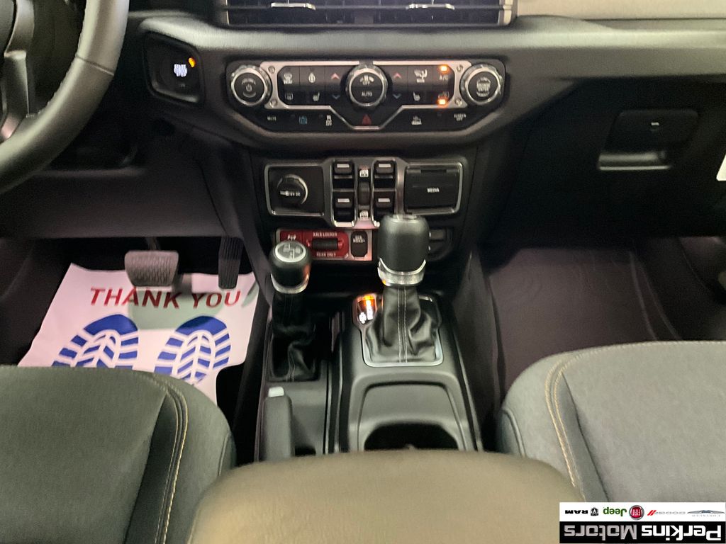 new 2025 Jeep Wrangler car, priced at $55,247