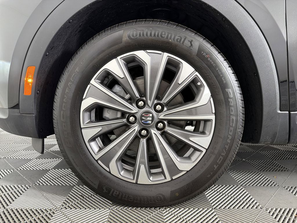 new 2025 Buick Envision car, priced at $35,740