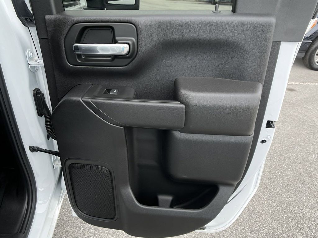 new 2024 GMC Sierra 2500HD car, priced at $44,878