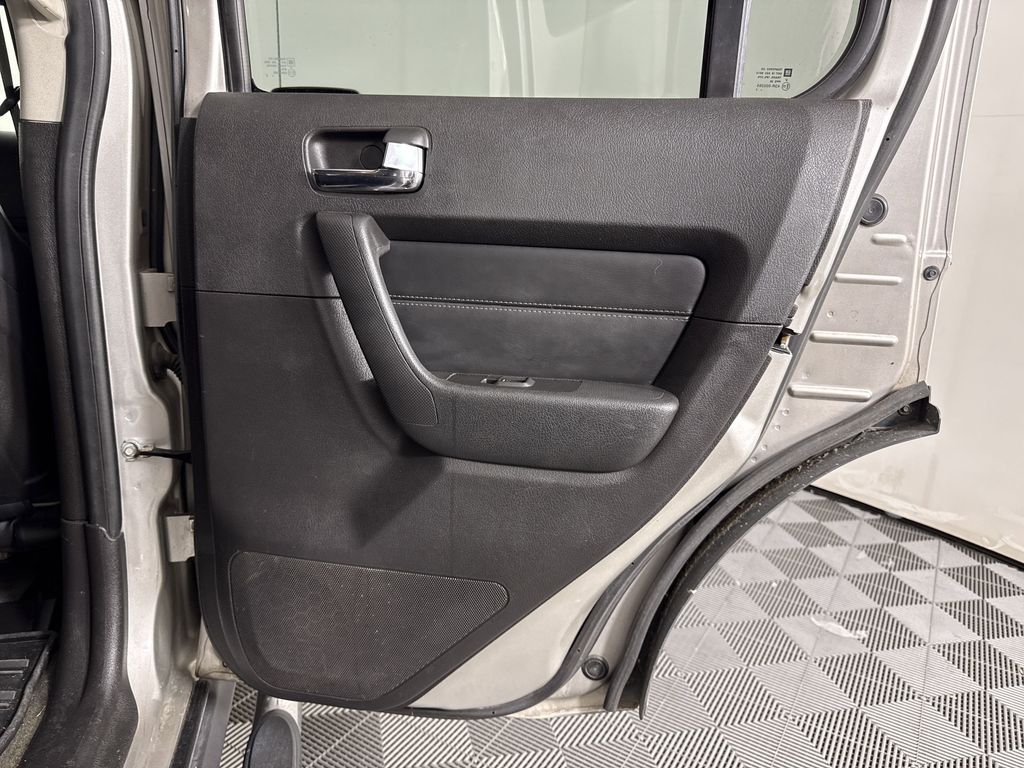 used 2008 Hummer H3 car, priced at $12,995