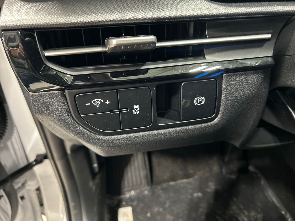 new 2026 Kia Sportage car, priced at $32,560