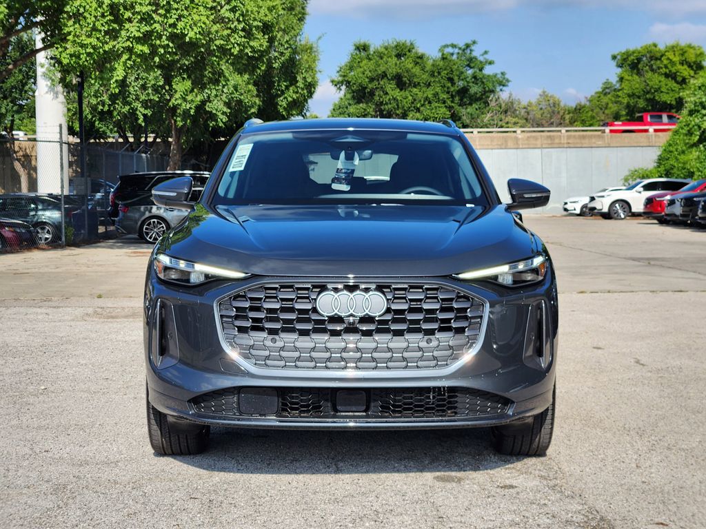 new 2025 Audi Q5 car, priced at $60,975