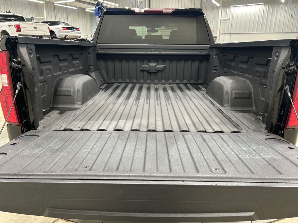 new 2021 Chevrolet Silverado 1500 car, priced at $43,161