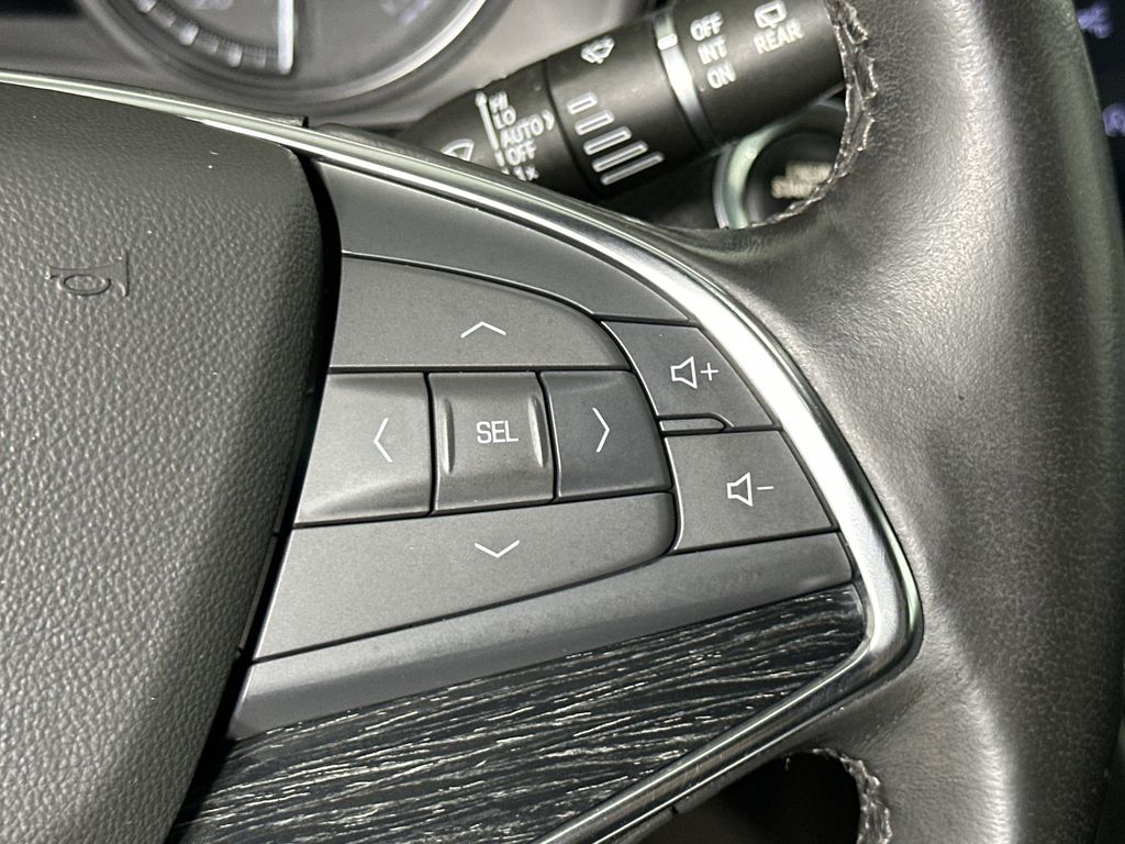 used 2021 Cadillac XT5 car, priced at $31,547