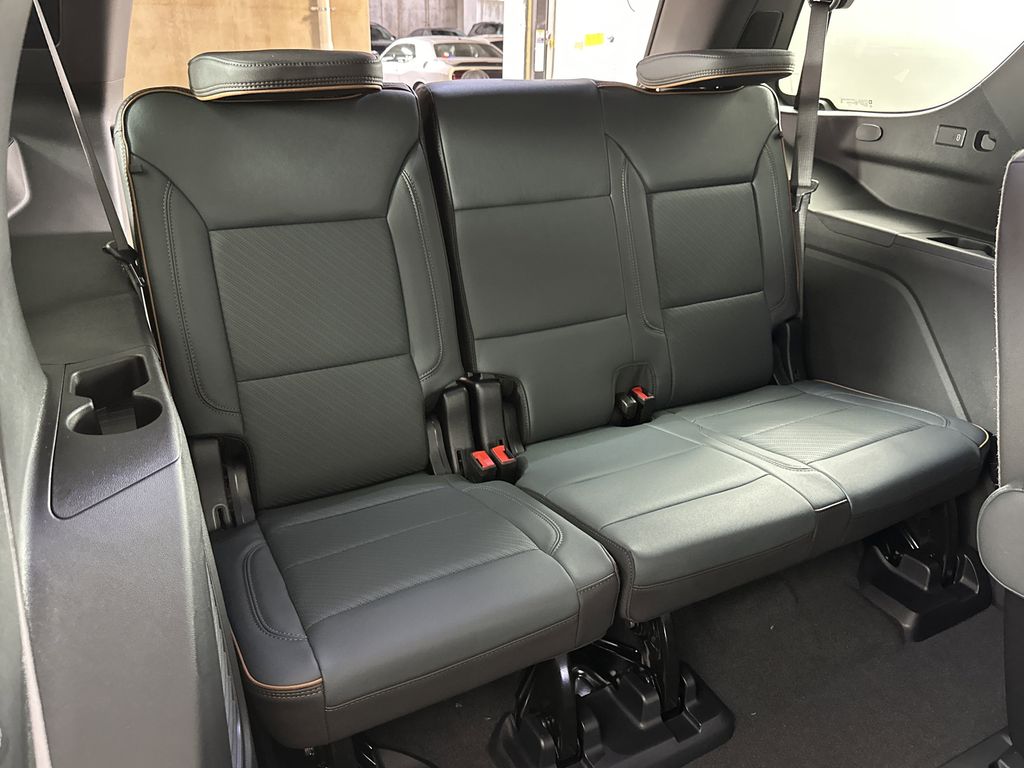 new 2025 GMC Yukon car, priced at $91,734