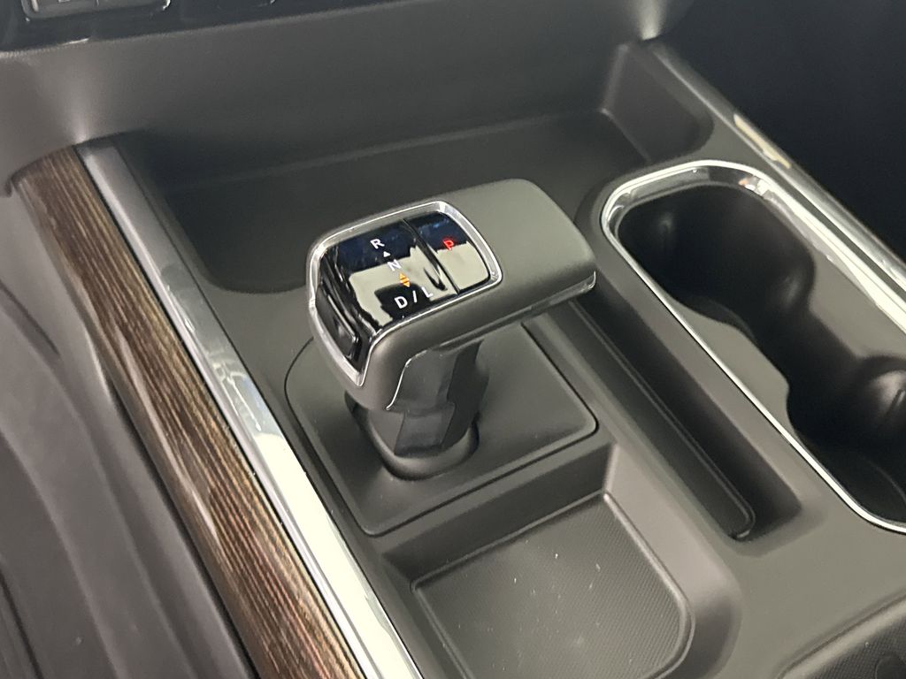 new 2025 GMC Sierra 1500 car, priced at $60,424