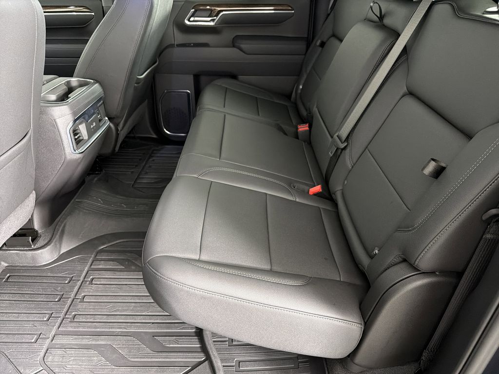 new 2025 GMC Sierra 1500 car, priced at $56,974