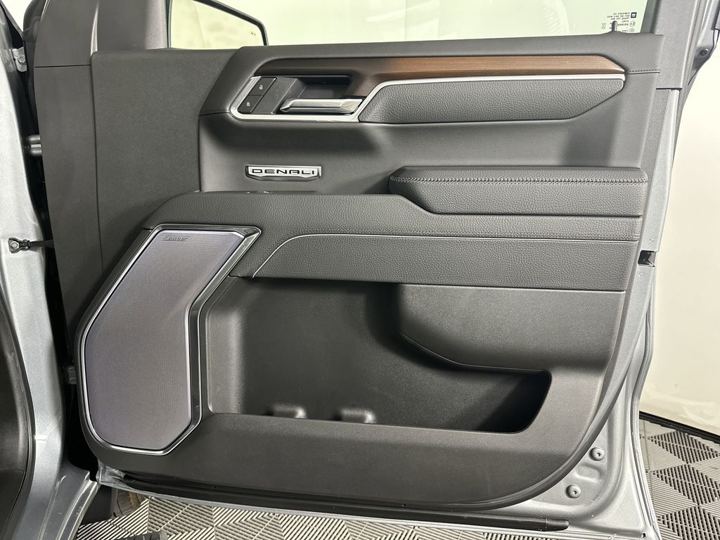 new 2025 GMC Sierra 1500 car, priced at $69,694