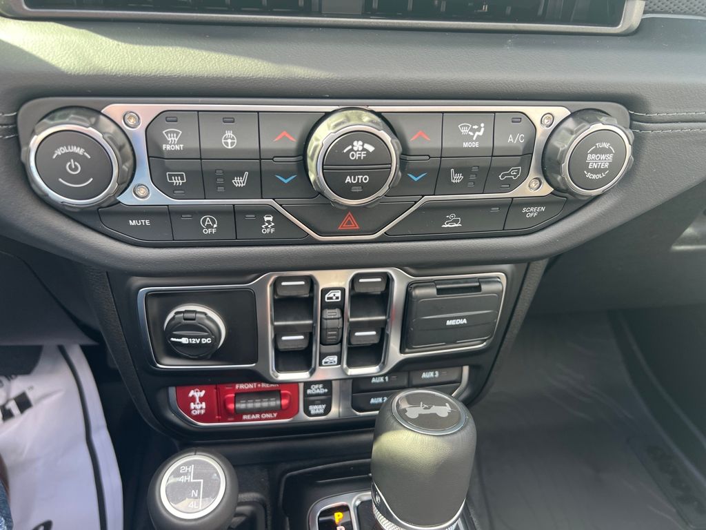new 2025 Jeep Wrangler car, priced at $63,348