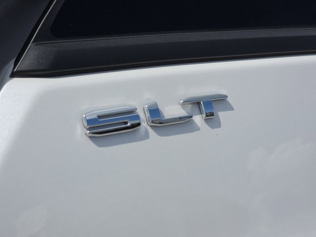 used 2024 GMC Terrain car, priced at $27,991