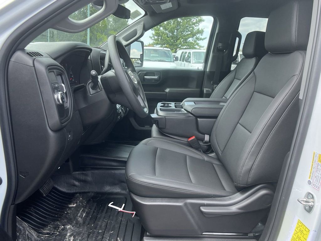 new 2024 GMC Sierra 2500HD car, priced at $46,133