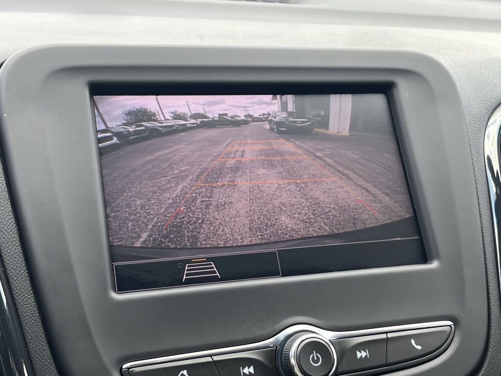 used 2022 Chevrolet Equinox car, priced at $23,349